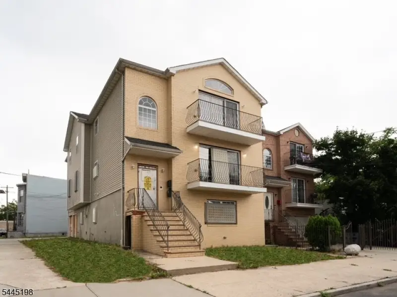 26-28 Mount Pleasant Ave, Newark, NJ 07104 - #1