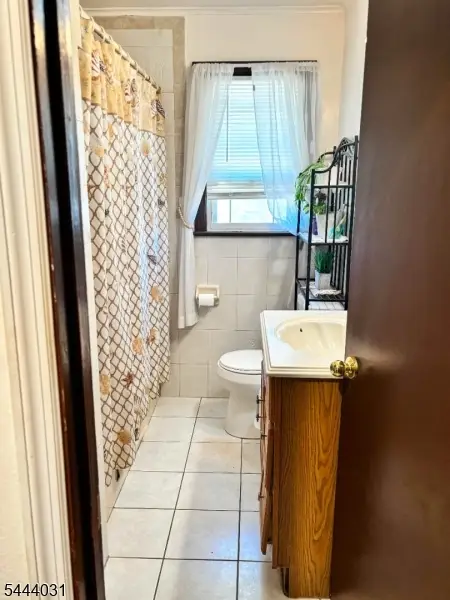 716 Lincoln St, Linden, NJ 07036 - #3