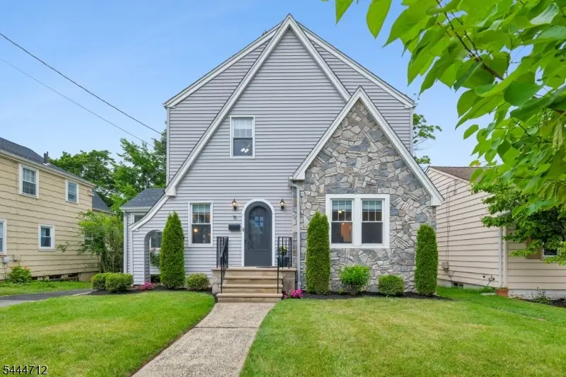 15 Westminster Ter, West Orange, NJ 07052 - #1