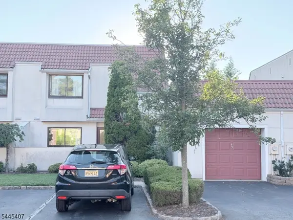 49 Musano Ct, West Orange Twp., NJ 07052