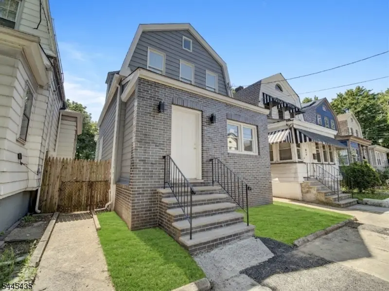94 Washington Ave, Irvington, NJ 07111 - #1