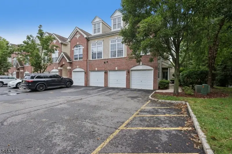 101 Rock Creek Dr, Clifton, NJ 07001 - #2