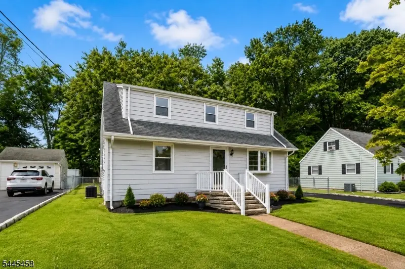 18 Farmingdale Ave, Bloomfield, NJ 07003 - #2