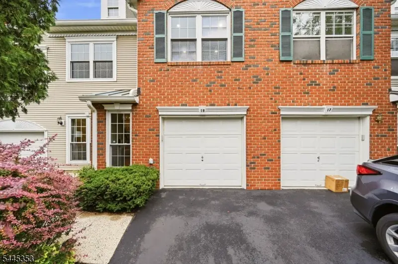 18 Clark Ct, The Hills, NJ 07920 - #1