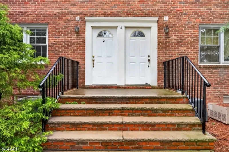 5 Stanford Dr, Finderne, NJ 08807 - #3