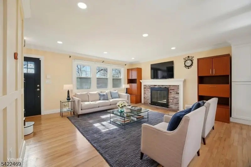 59 Oakwood Dr, Packanack Lake, NJ 07470 - #2