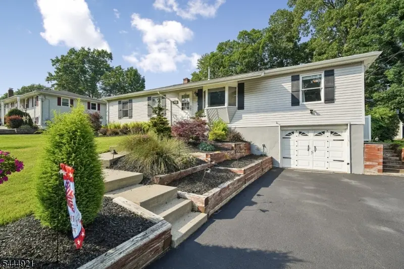 22 Summit Rd, Oak Ridge, NJ 07438 - #2