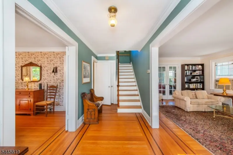 579 Parker St, Newark, NJ 07104 - #3