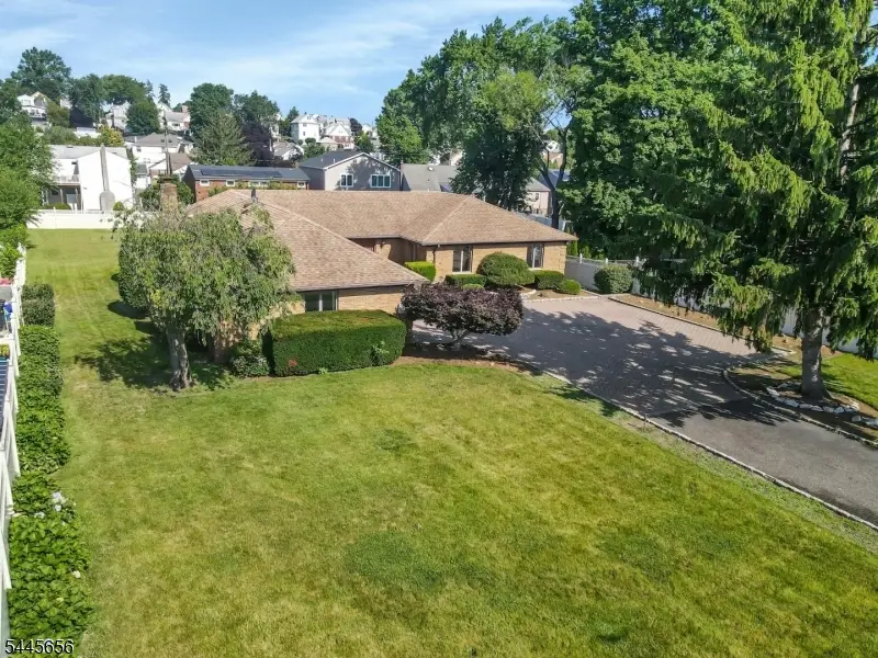 733 1st St, Lyndhurst, NJ 07071 - #3