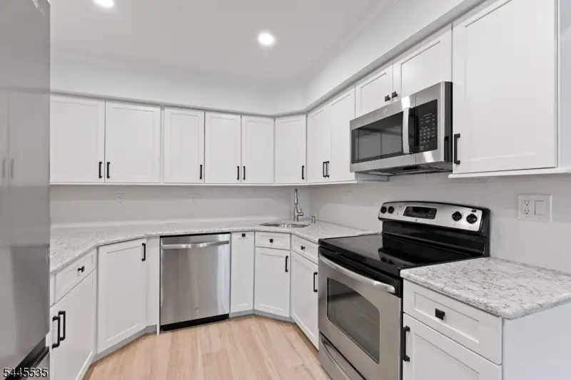 40 Wareham Ct #40, Scotch Plains, NJ 07076 - #2