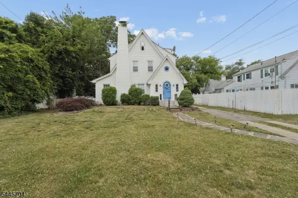 42 S State St, Vineland City, NJ 08360