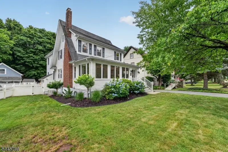 453 S Maple Ave, Glen Rock, NJ 07452 - #1