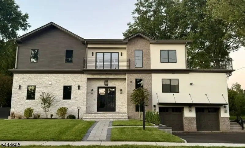 98 Haddenfield Rd, Clifton, NJ 07013 - #1