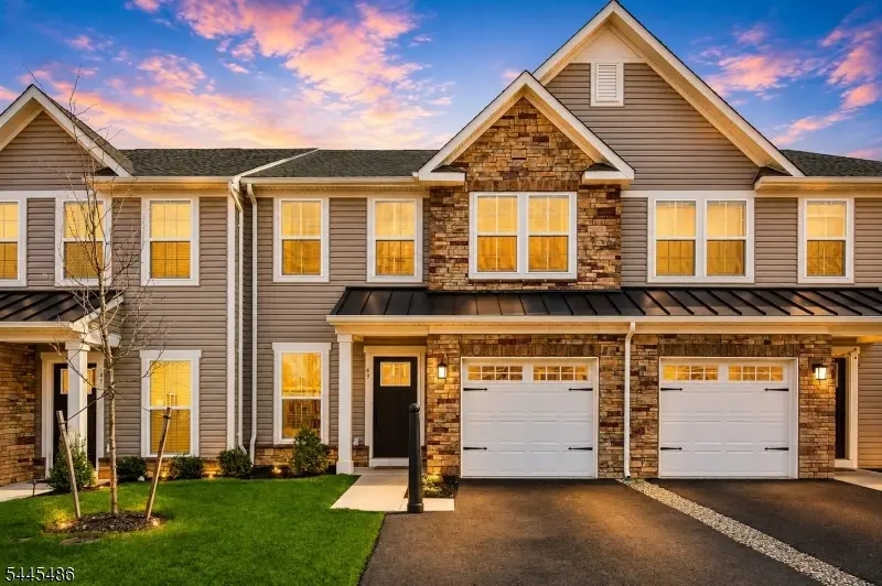 49 Owen Ct, Franklin, NJ 08873 - #1