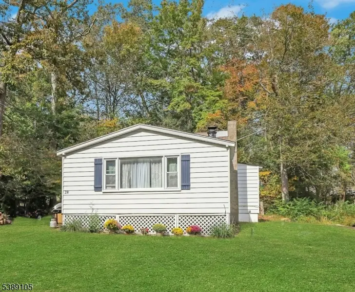 28 Risley Rd, Upper Greenwood Lake, NJ 07421 - #1