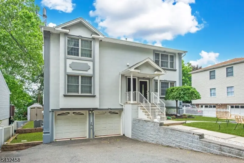 56 Garden Ave #2, Woodland Park, NJ 07424 - #2