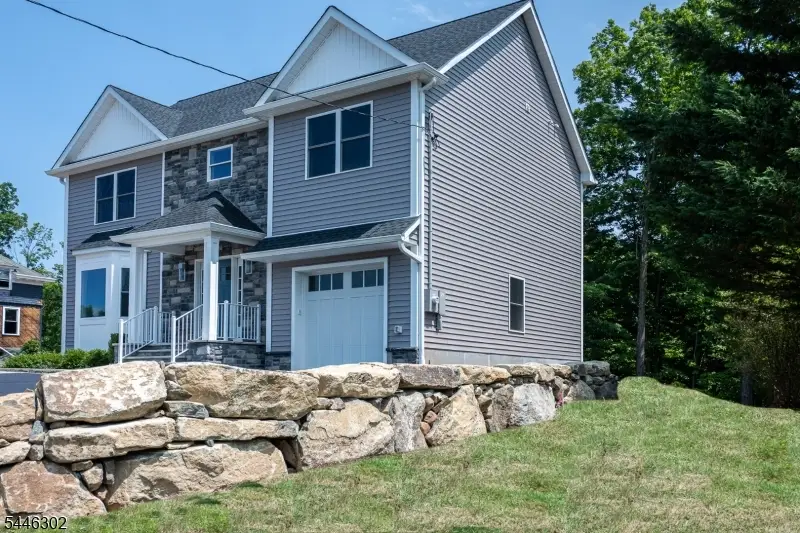 142 Passaic Ave, Roseland, NJ 07006 - #3