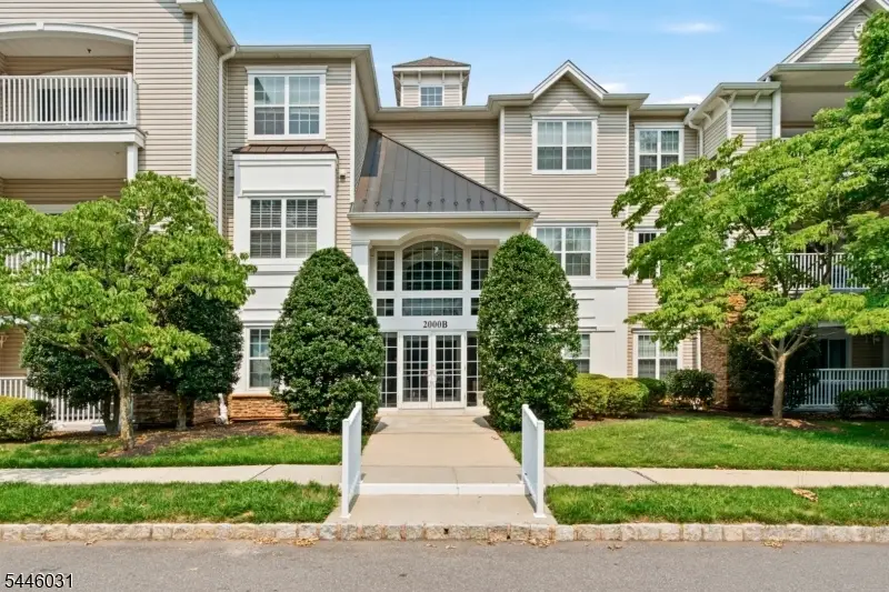 2205 Conrad Way #2205, Franklin, NJ 08873 - #2