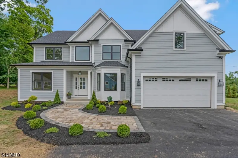 752 Valley Rd, Long Hill, NJ 07933 - #1