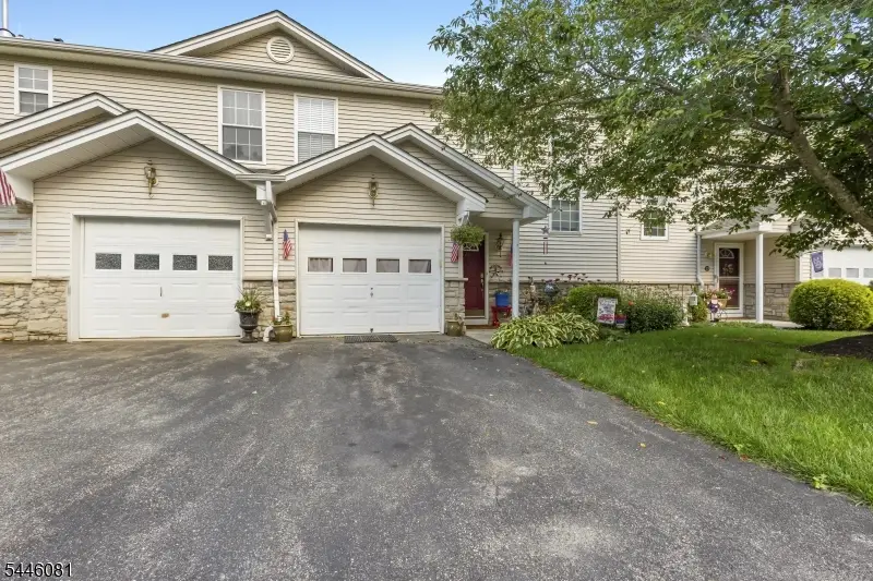 21 Stonehill Rd, Hardyston, NJ 07419 - #1