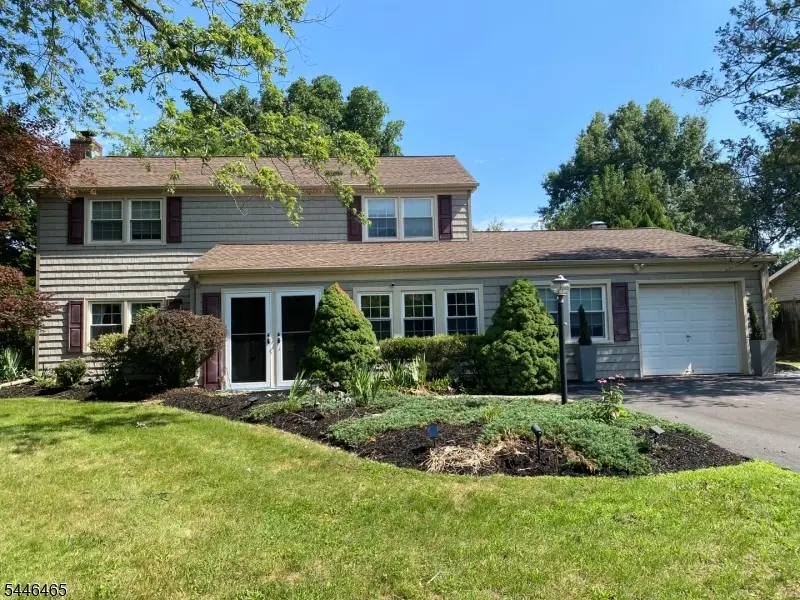 219 Berger St, Franklin, NJ 08873 - #1