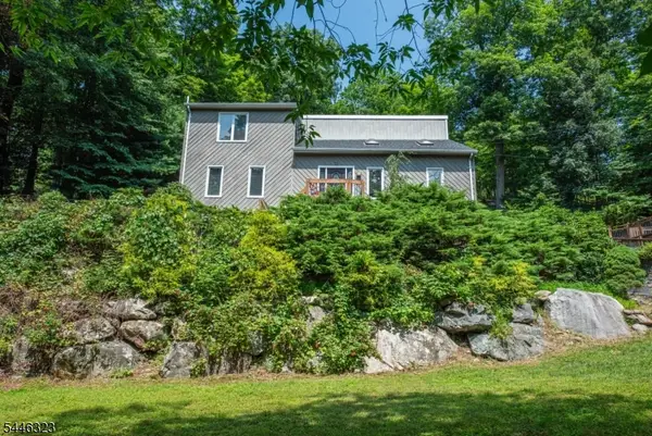 57 Magee Rd, Ringwood Boro, NJ 07456