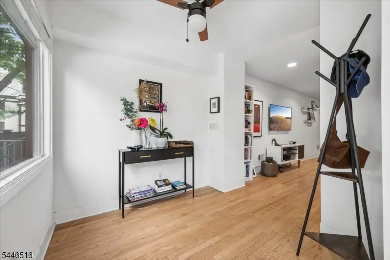 6 Carroll Pl, Weehawken, NJ 07086 - #3