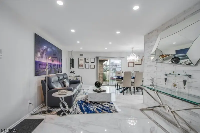 825 Riverside Ave #B202, Lyndhurst, NJ 07071 - #1