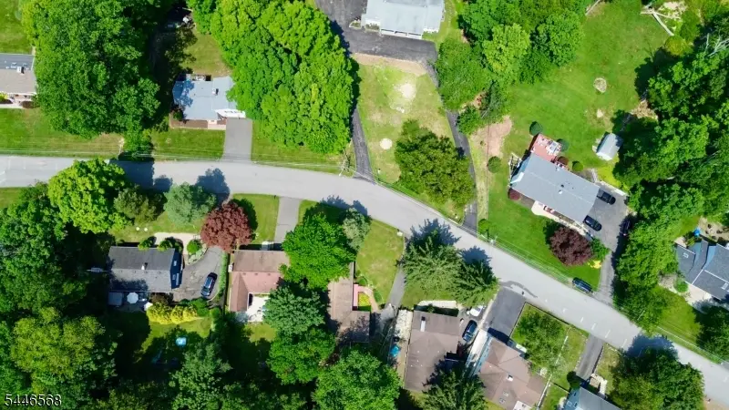 18 Summit Rd, Lake Mohawk, NJ 07871 - #2