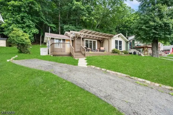 112 Seneca Lake Rd, Sparta Twp., NJ 07871