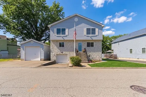7 Franklin St, Little Ferry Boro, NJ 07643