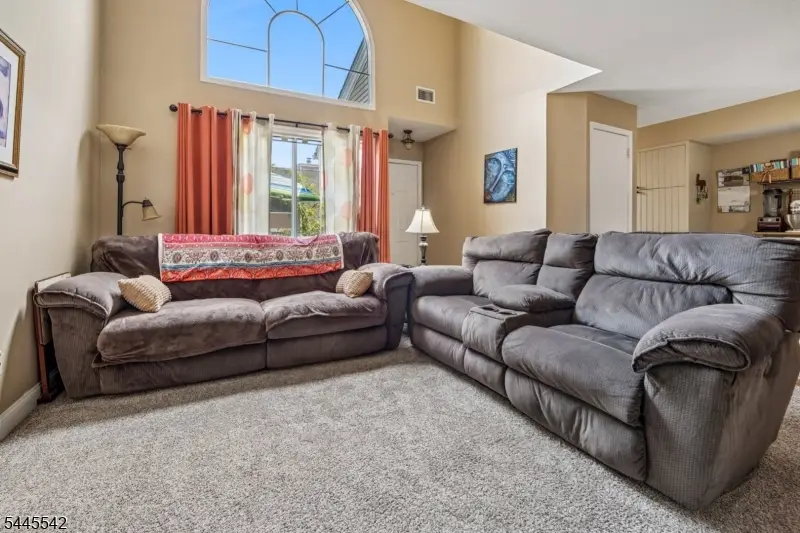 92 Ashley Ct, Bedminster, NJ 07921 - #1