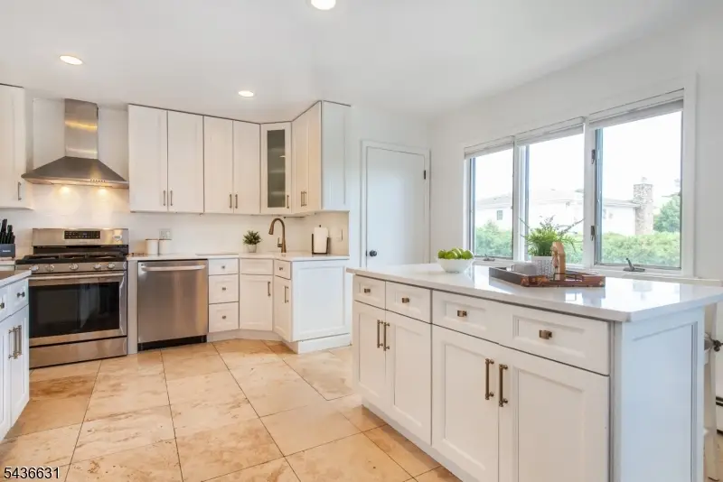 15 Bogert Place Aka 15, Clifton, NJ 07013 - #3