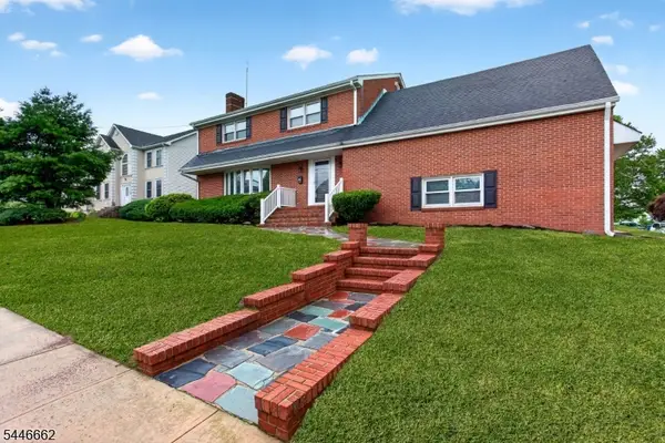 22 Franklin Blvd, Franklin Twp., NJ 08873