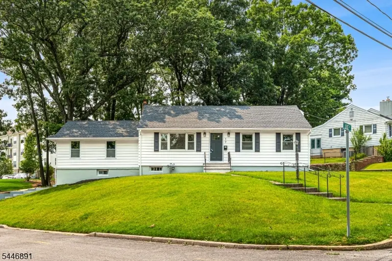 76 Dawn Ave, North Haledon, NJ 07508 - #3