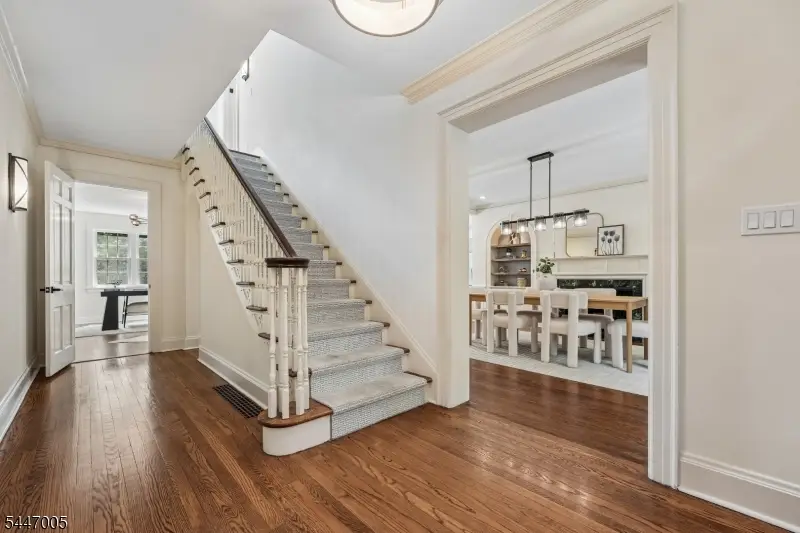 25 West Rd, Short Hills, NJ 07078 - #3