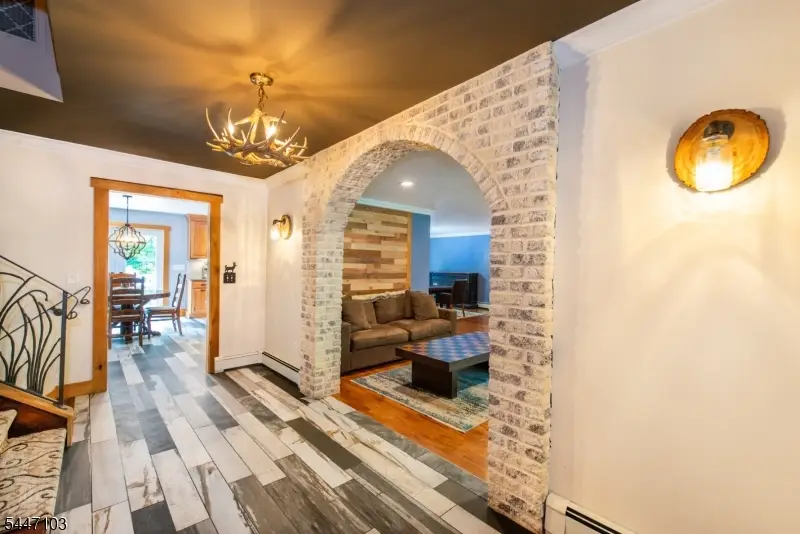 16 Tumbling Brook Rd, Towaco, NJ 07082 - #3