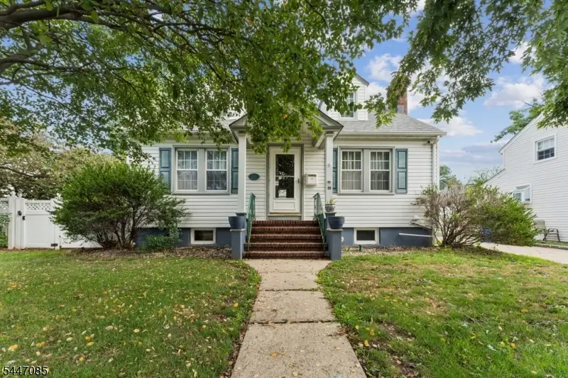 111 Yale Ter, Linden, NJ 07036 - #3