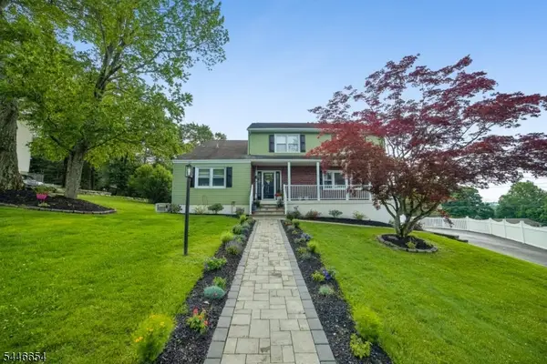 33 Frederick Dr, West Milford Twp., NJ 07480
