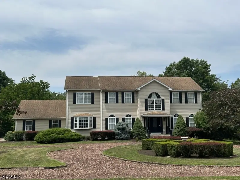 32 Coddington Rd, Whitehouse Station, NJ 08889 - #3