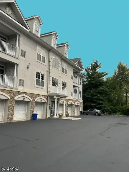 4 Quarry Dr #B3, Woodland Park, NJ 07424 - #1
