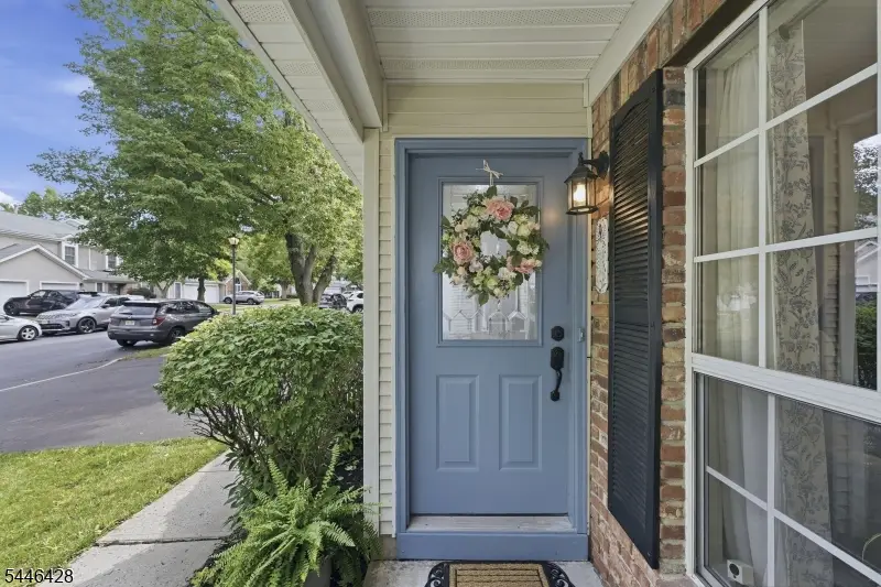 220 Learnington Way, Franklin, NJ 08873 - #2