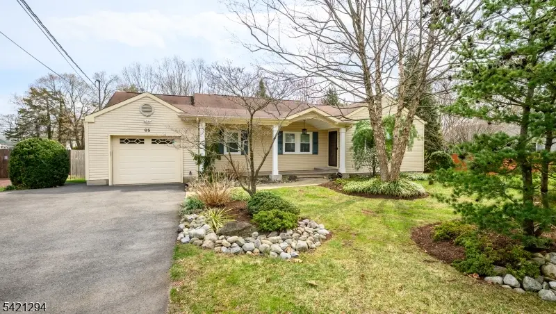 65 Wilson Rd, Middlebush, NJ 08873 - #1