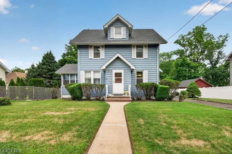 13 Johnson St, Scotch Plains, NJ 07076 - #1