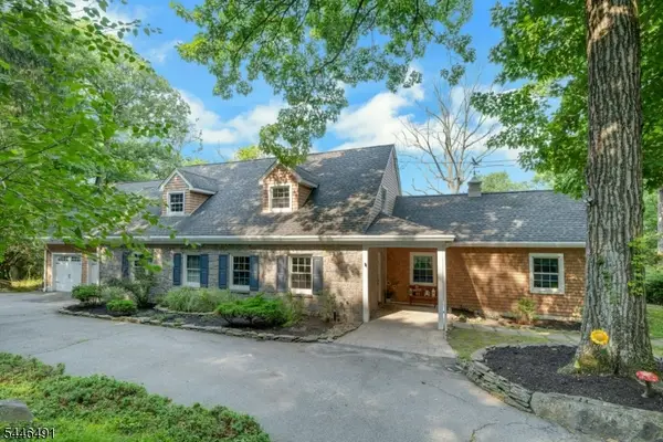 10 Brush Hill, Kinnelon Boro, NJ 07405