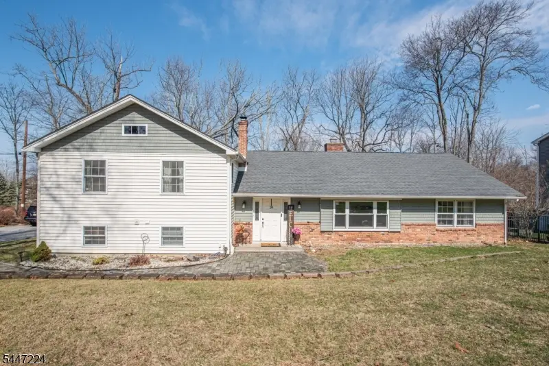 24 Valley View Trl, Sparta, NJ 07871 - #1