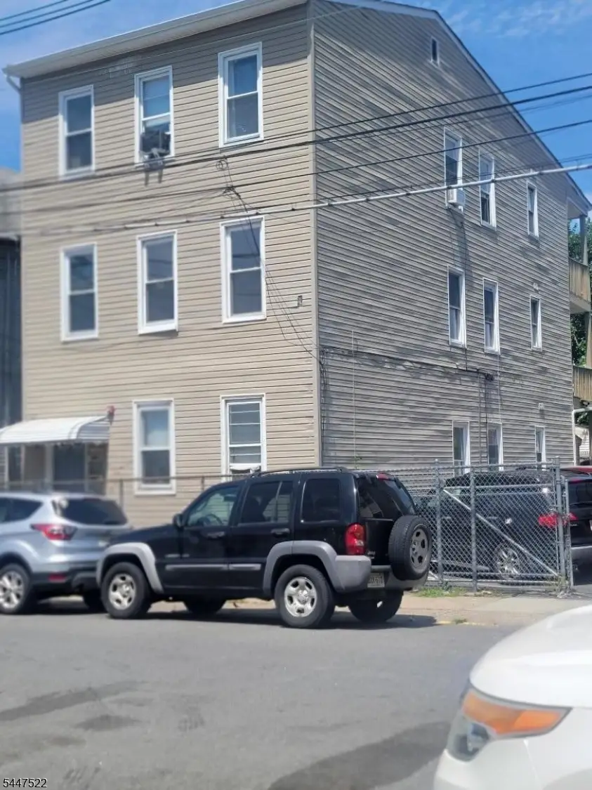 40 Manchester Ave, Paterson, NJ 07502 - #1