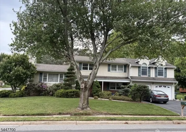 19 Annette Dr, Edison Twp., NJ 08820