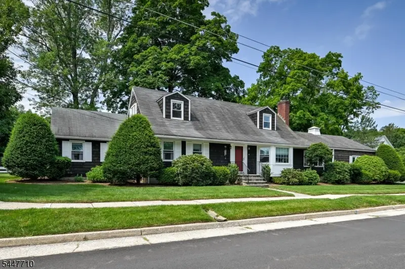 10 Thompson St, Newton, NJ 07860 - #2