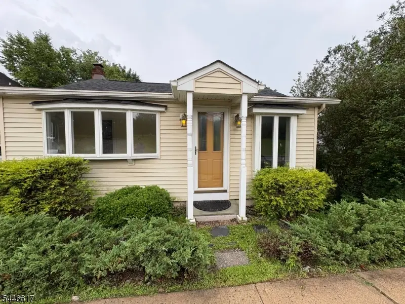 79 Belvidere Ave, Oxford, NJ 07863 - #1